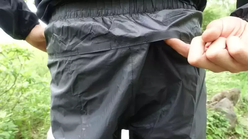 超軽量レインパンツ THE NORTH FACEストライクトレイルパンツのベンチレーション