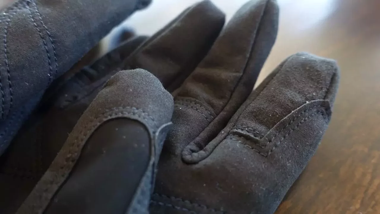 シールスキンズの防水グローブ