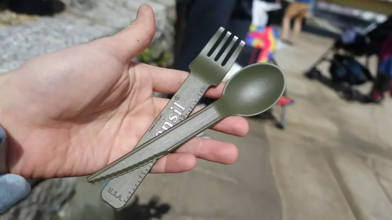 トライテンシルのスポークの特徴