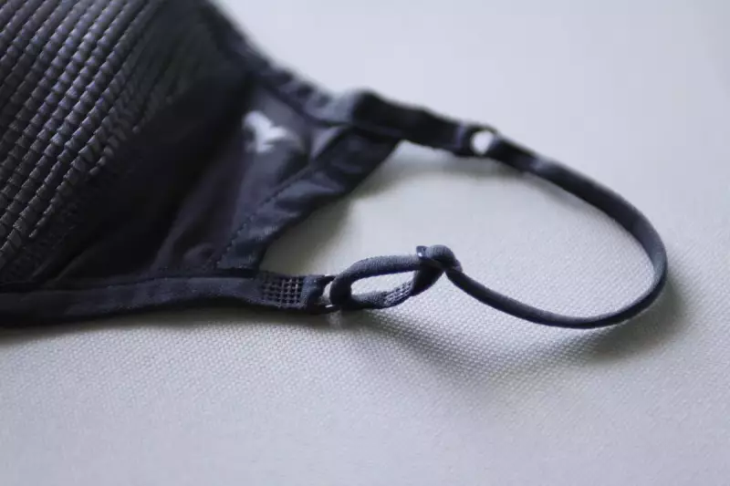 顔にフィットしてズレづらいマスク