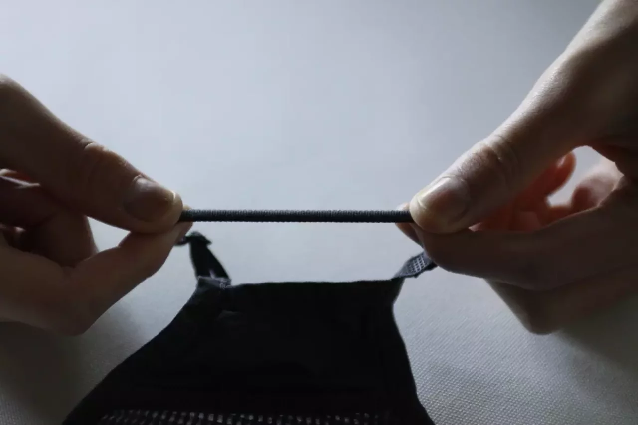 顔にフィットしてズレづらいマスク