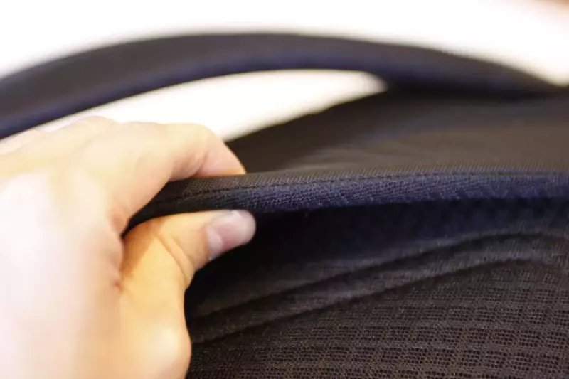 パタゴニアのザック ショルダーハーネスの作り・素材