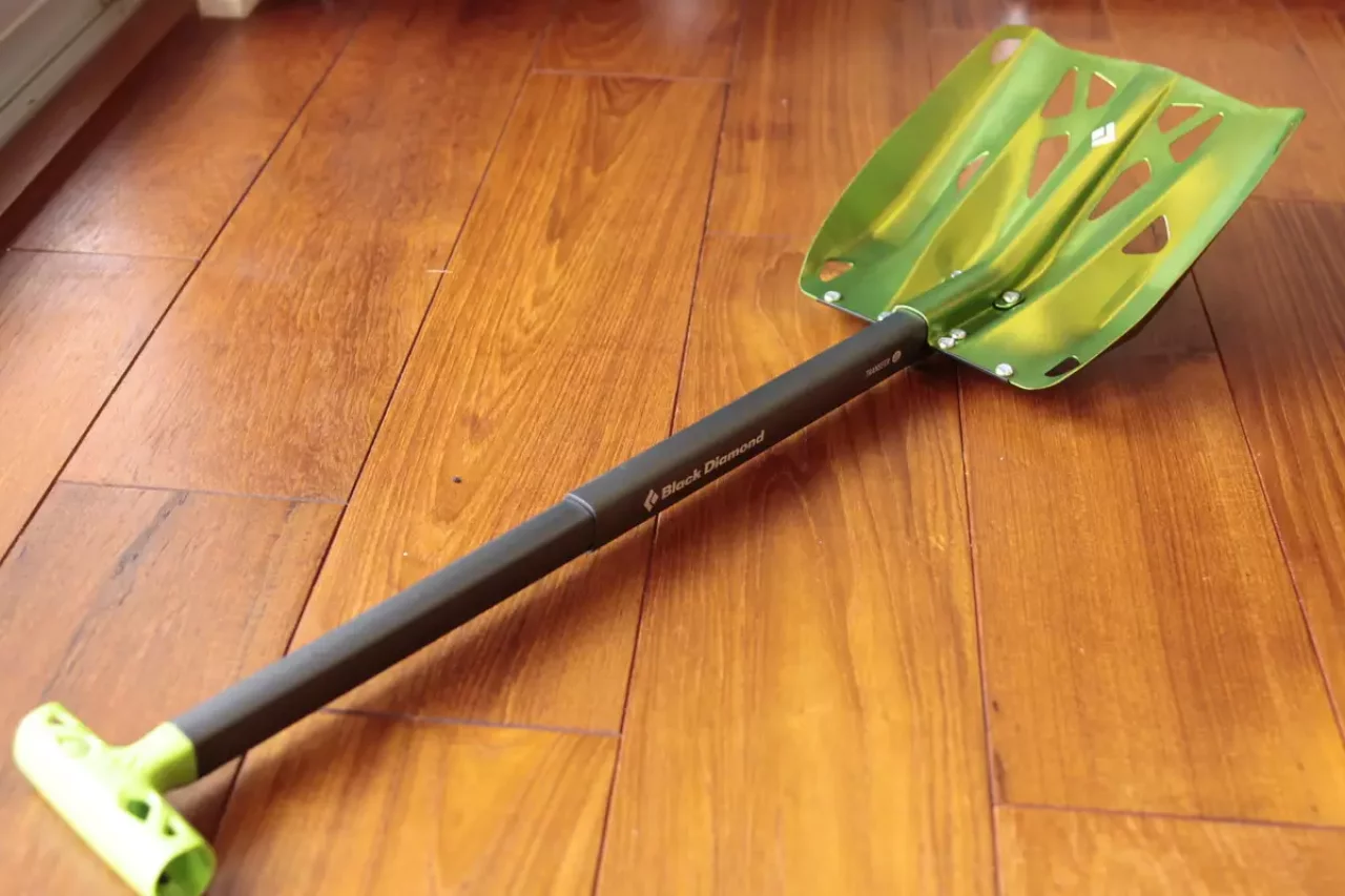 ショベル『ブラックダイヤモンドのトランスファー LTショベル』