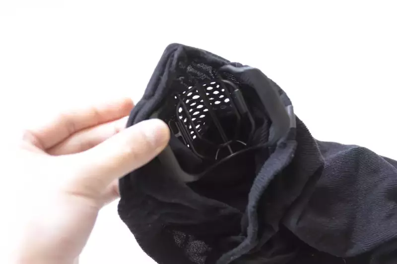 ナルーマスクZ5H-息がしやすく着用し続けられる登山用マスク