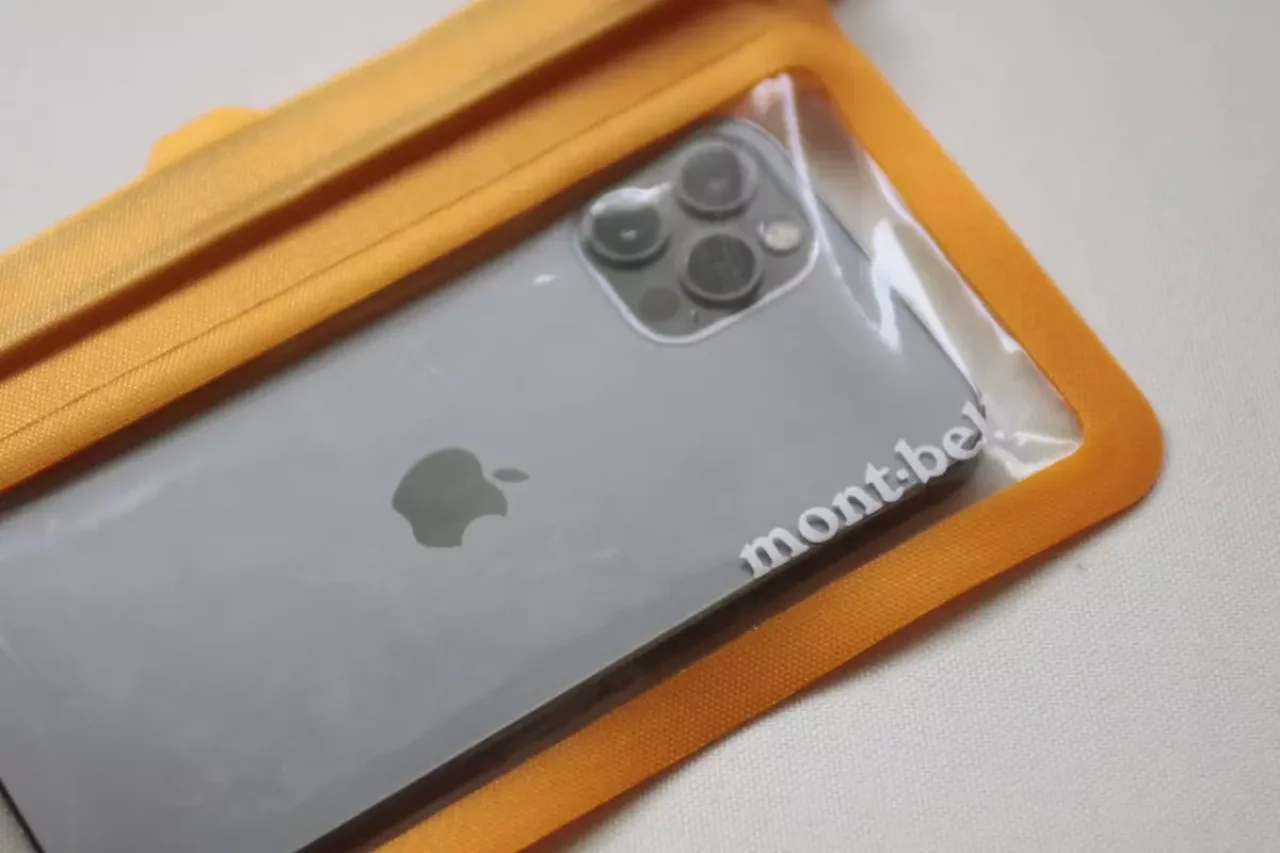 モンベル モバイルドライポーチの仕様