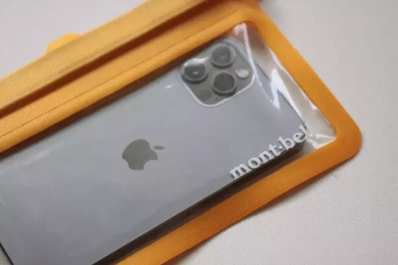 モンベル モバイルドライポーチの仕様
