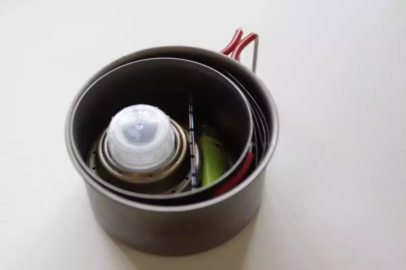 Tiフーボーと風防ケースとクッカーのスタッキング方法