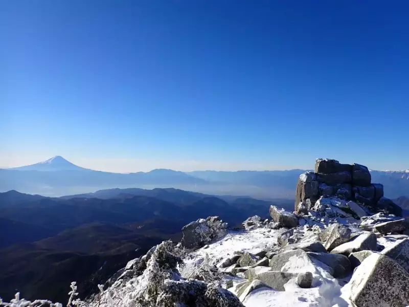 奥秩父 日本百名山 金峰山 五丈岩