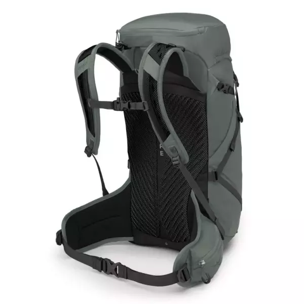 ミニマルな作りのザック『オスプレー  スポーツライト30』