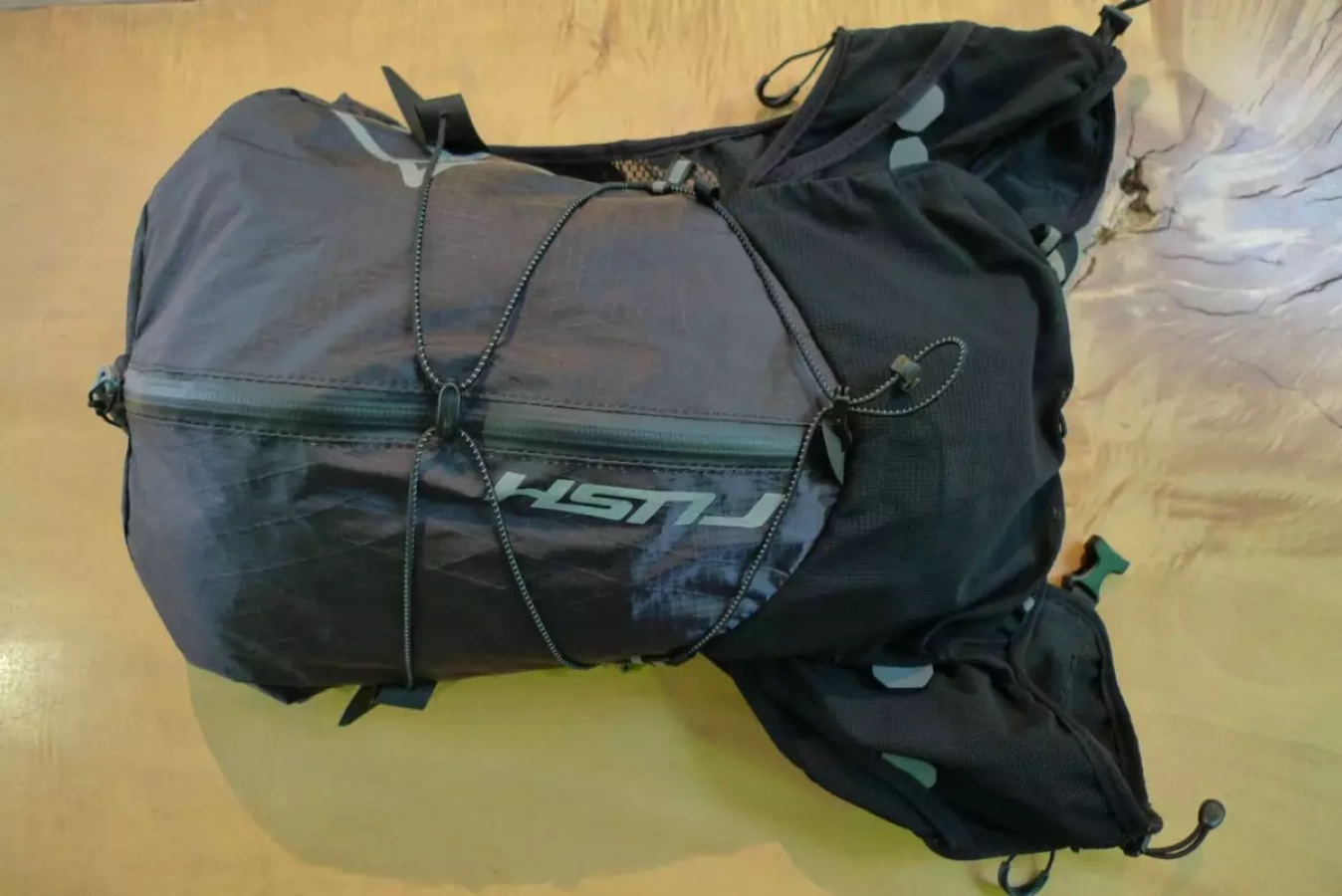 【レビュー】パーゴワークス RUSH UT-長く走れるトレランザック