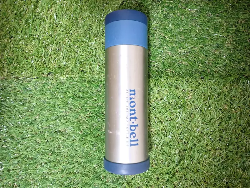 3月 登山 おすすめ 低山 水筒