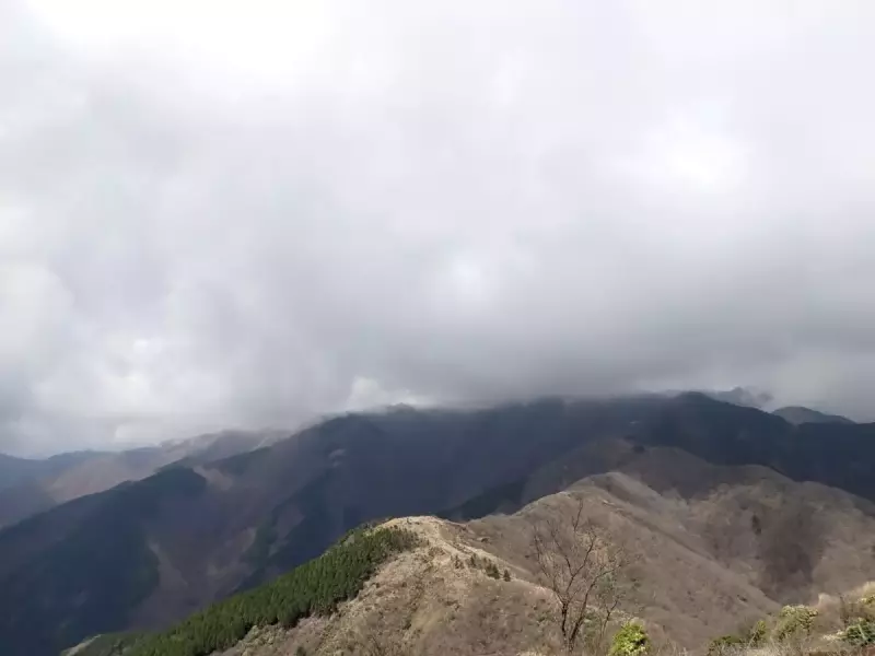 4月 登山 おすすめ 春山 天候