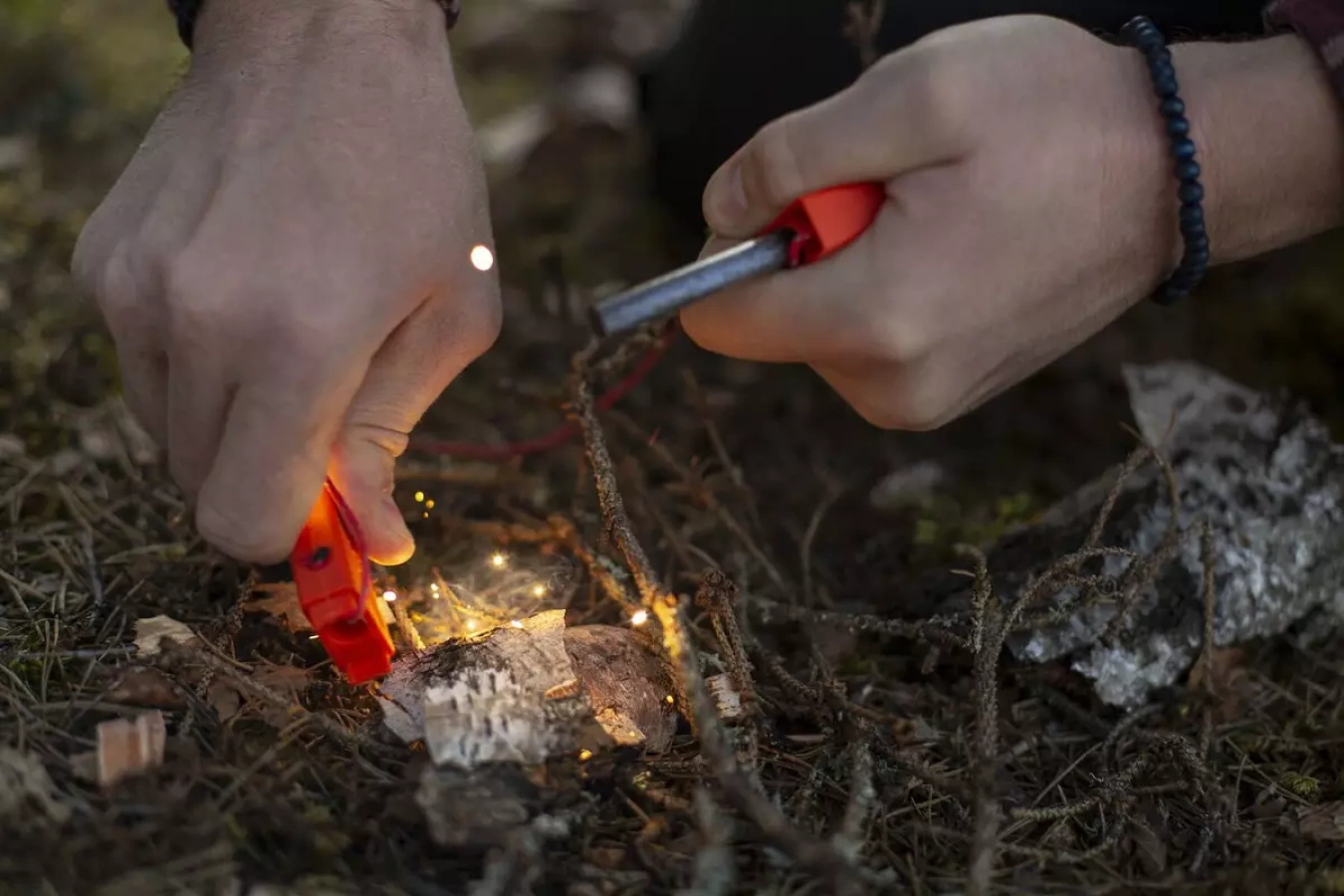 ファイヤースターター・プリムス イグニッションスチール-防災用具としても役立つ着火器