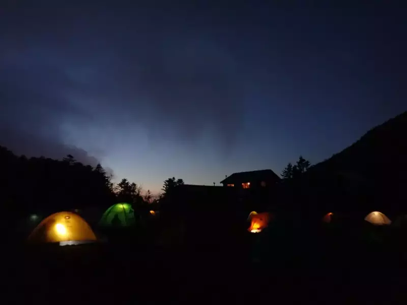 山頂 登山 山小屋 テント場 おすすめ