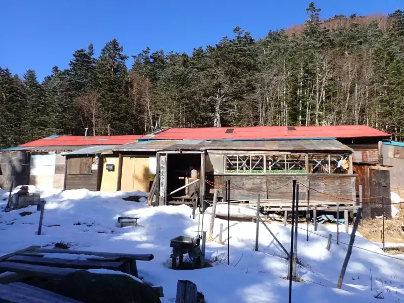 鳳凰三山 南アルプス 登山 観音岳  南御室小屋 山小屋