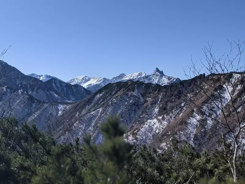 合戦小屋~燕山荘 眺望