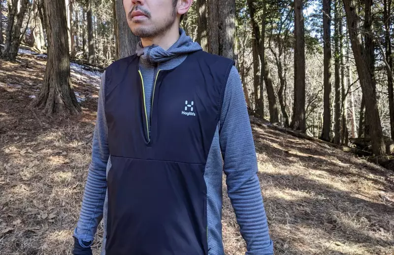 アウトドア専用フリースベスト