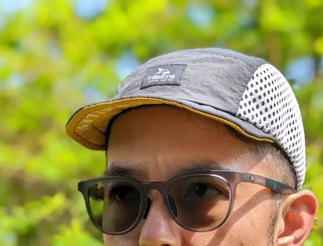 小顔効果でかっこよく被れる マイルストーンのキャップ