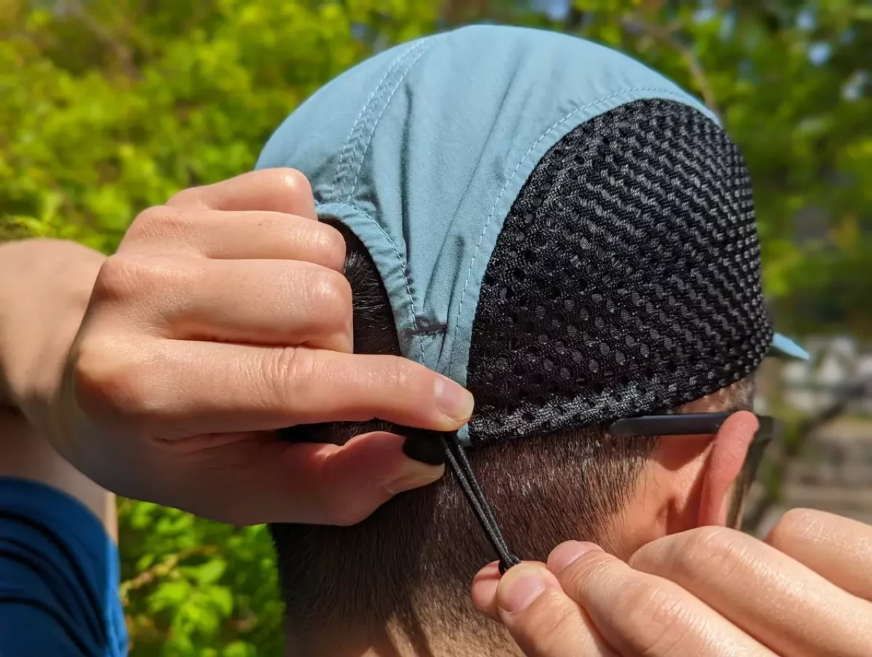 サイズ調整はアジャスタードローコード