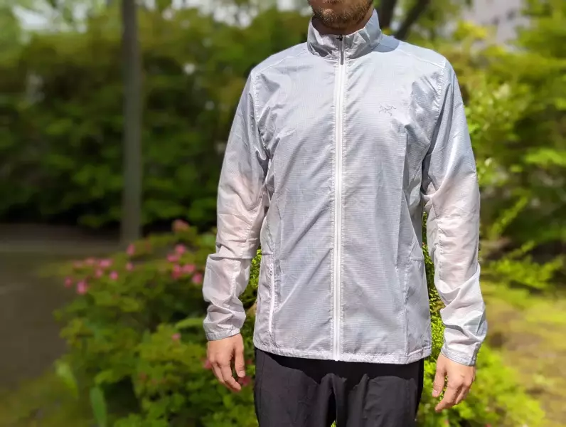 ノーバンウインドシェルのサイズ感