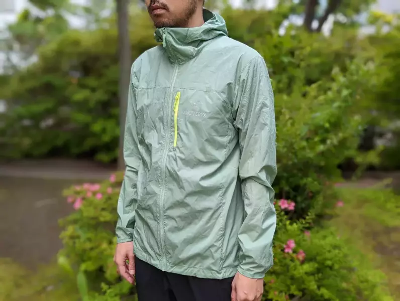 サイズ感 アークテリクス スコーミッシュフーディ