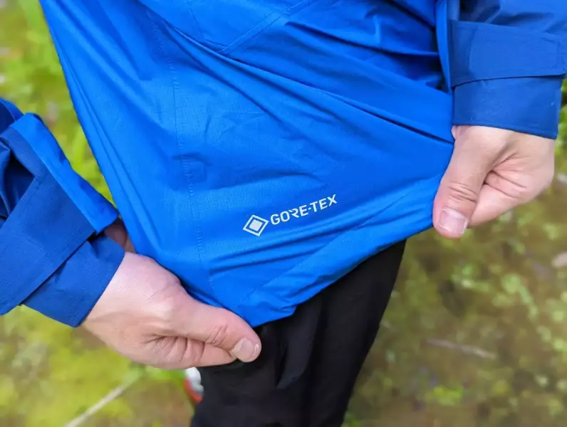 3種類の防水透湿素材の構造を理解しよう