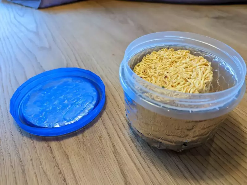 裏技に必要な道具-スクリューロックコジー