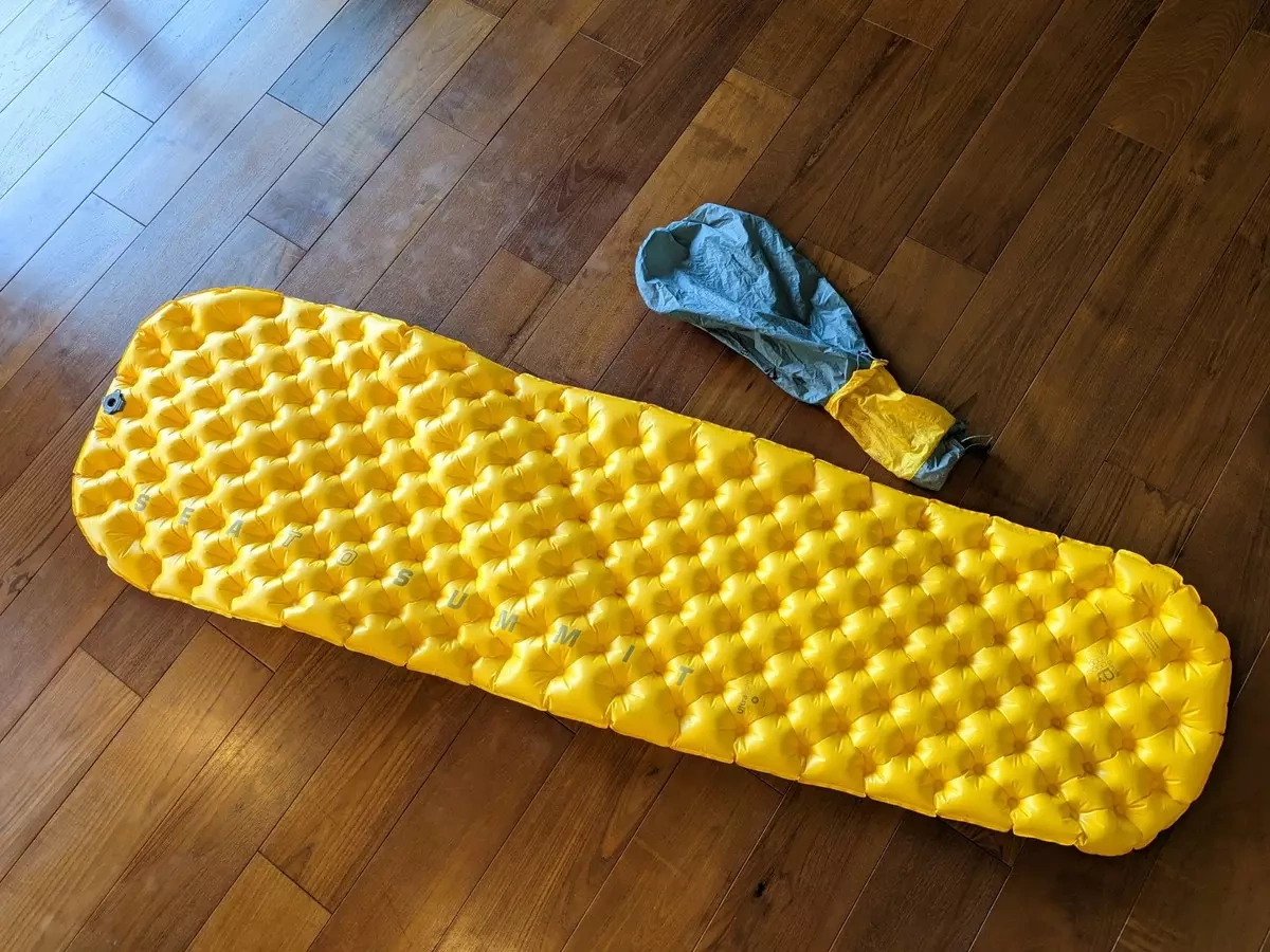 シートゥサミット ウルトラライトマット−軽量性と寝心地を両立させた登山に最適なテントマット