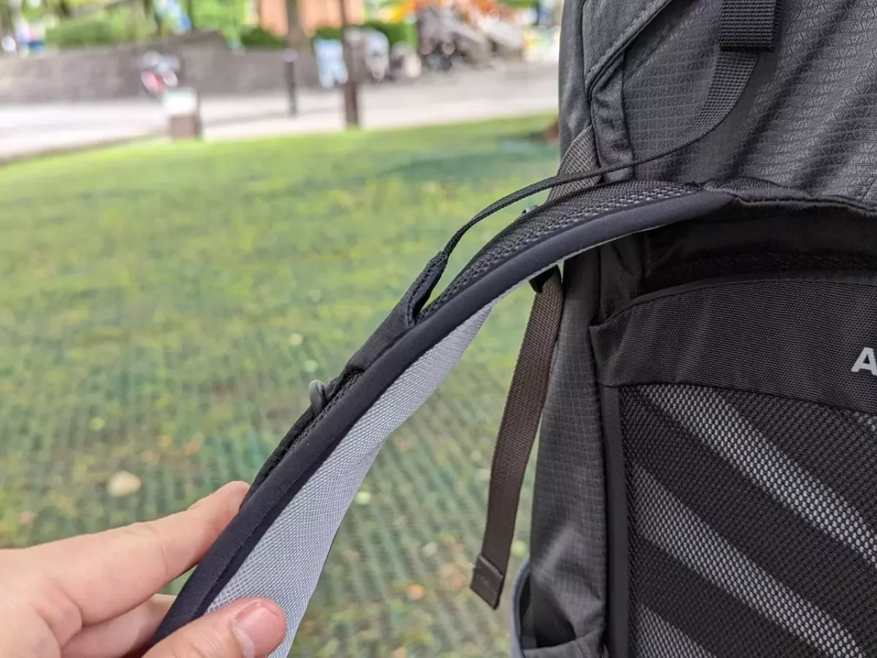 ザックのフィッティングの快適性とフィット感