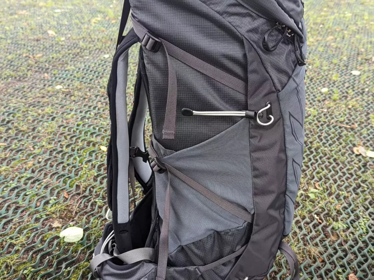 装備の出し入れとポケットの配置