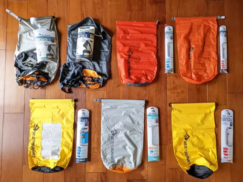 シートゥサミット登山に使える7種類のドライサックの比較&おすすめのドライサックの選び方|スタッフバッグ|登山ギア|山のモノ|登山・トレラン・山スキーマガジン「山旅旅」