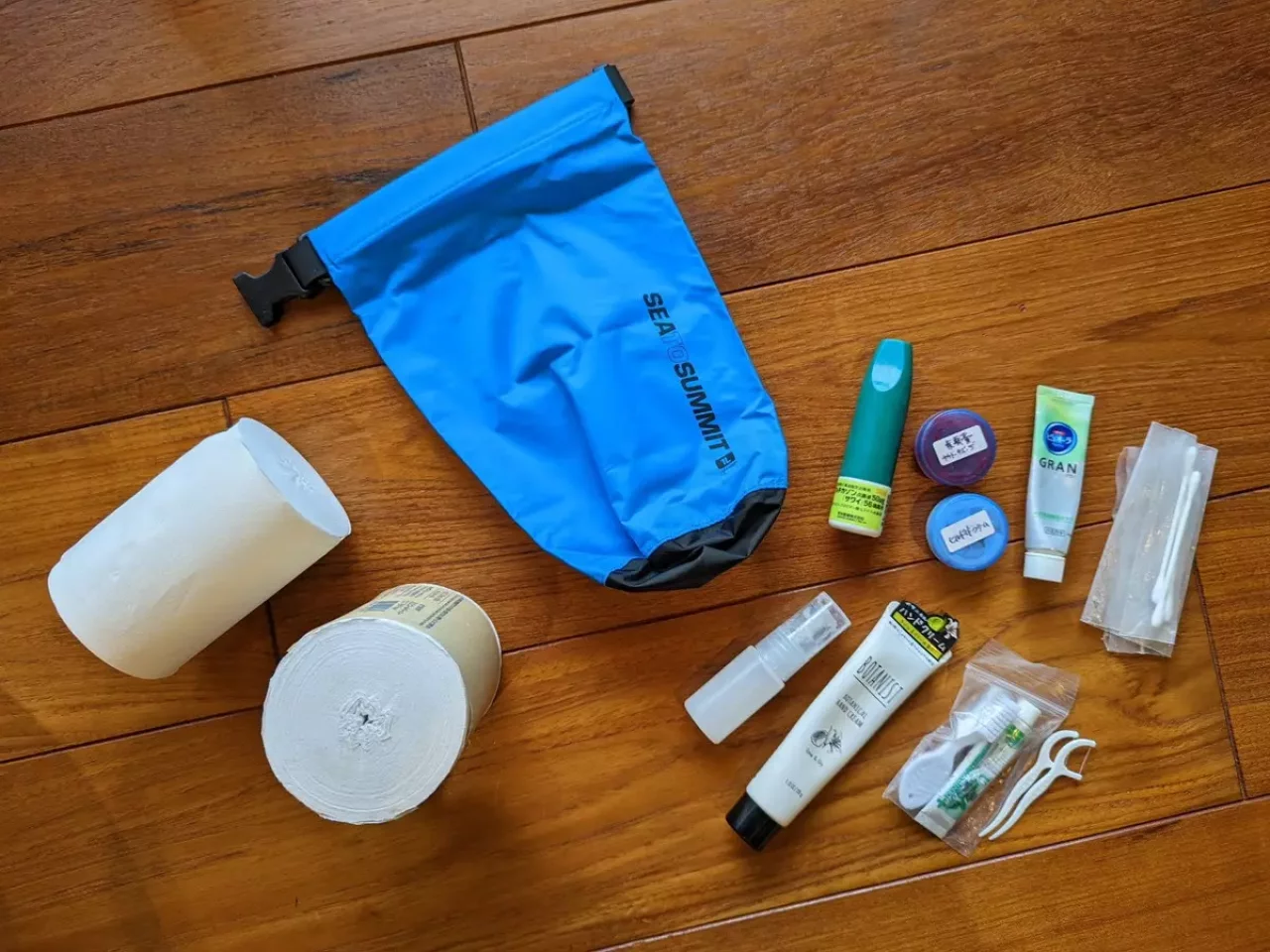 1L−最もコンパクトなドライバッグ 収納する装備の目安