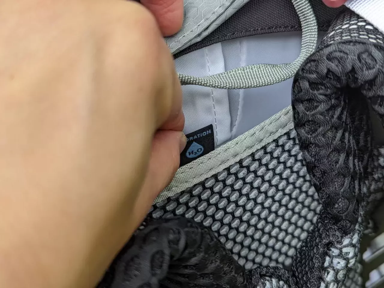 ハイドレーションポケット
