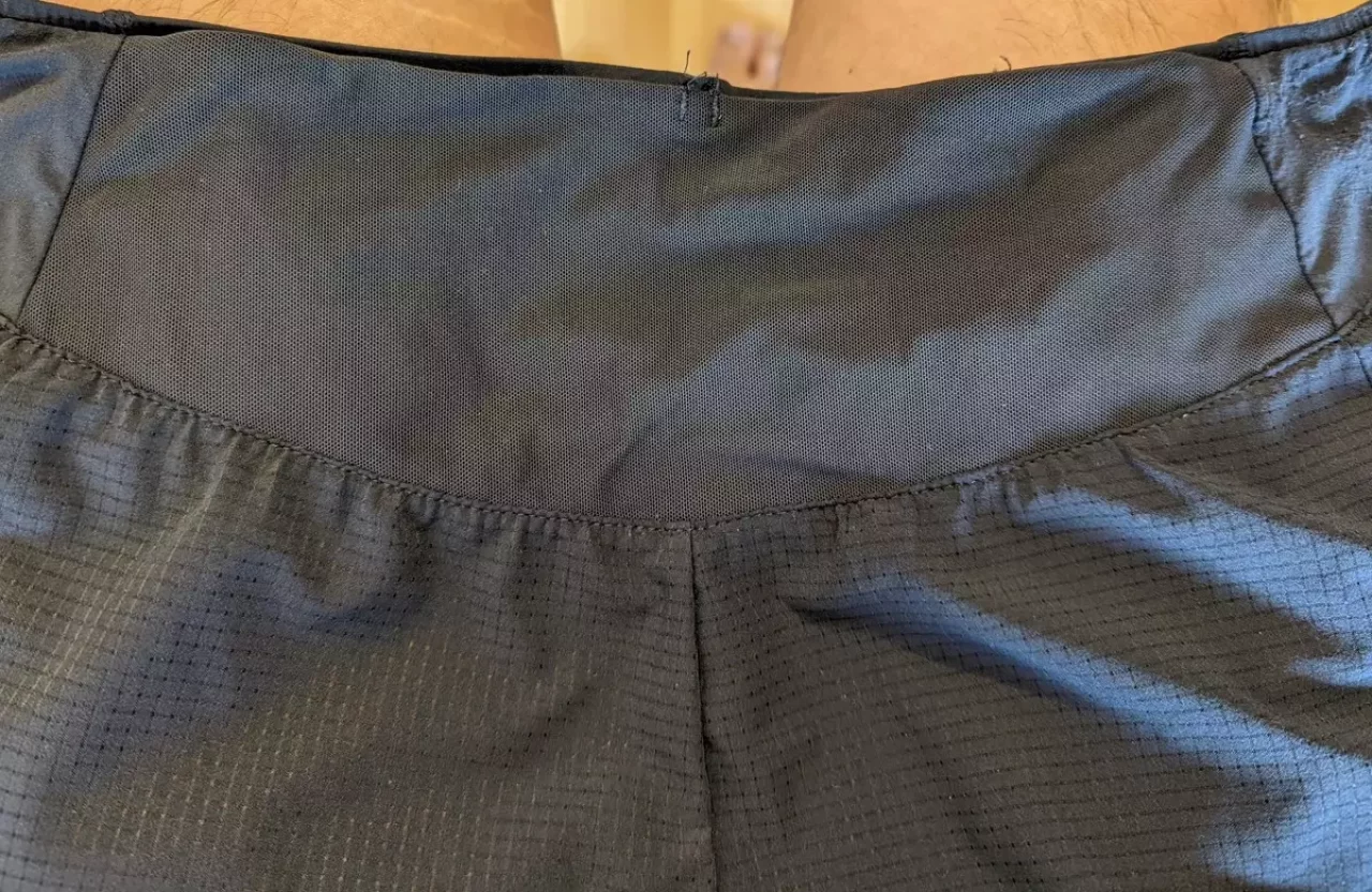 船底型だから結構な容量のものを収納することができます。