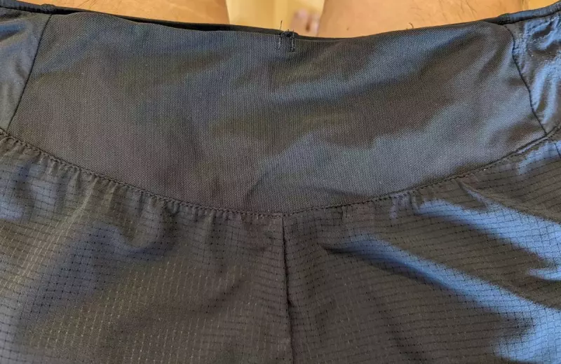 船底型だから結構な容量のものを収納することができます。