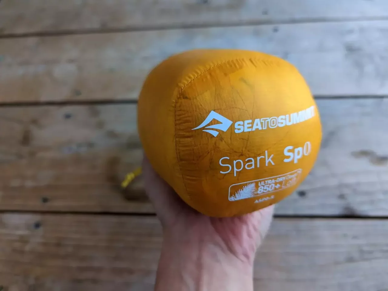 【225g】最も軽量なシュラフ−シートゥサミット スパークSP0