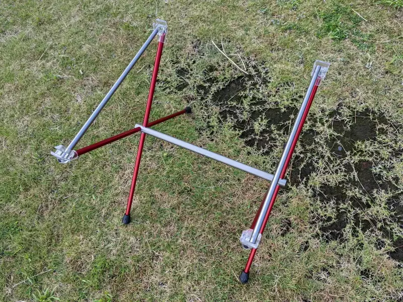 組み立てがシンプルなキャンプテーブル