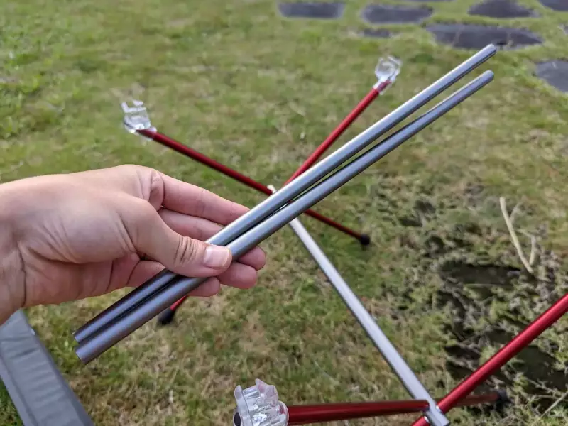 シンプルで組み立てやすいポール設計