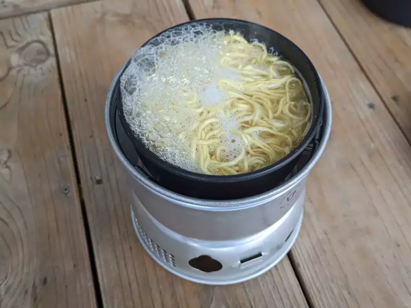 ストームクッカーS・ノンスティックので2人分のラーメンを作ってみた