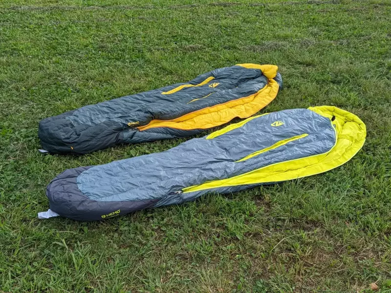 【レビュー】寝る姿勢で選べるNEMOのシュラフ−軽量モデルの比較と選び方|シュラフ|テント泊装備|登山ギア|山のモノ|登山・トレラン・山スキーマガジン「山旅旅」