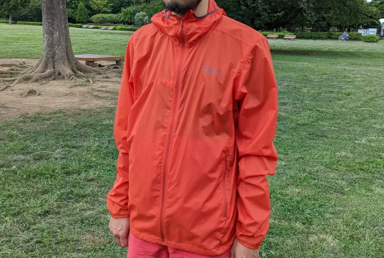 身長180cm 痩せ型でL サイズを着用