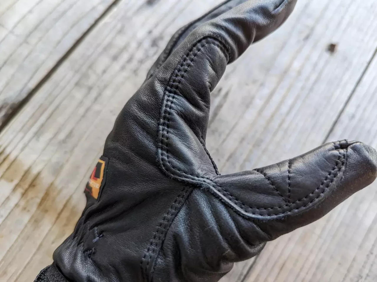 コスパに優れた登山用手袋のスペック