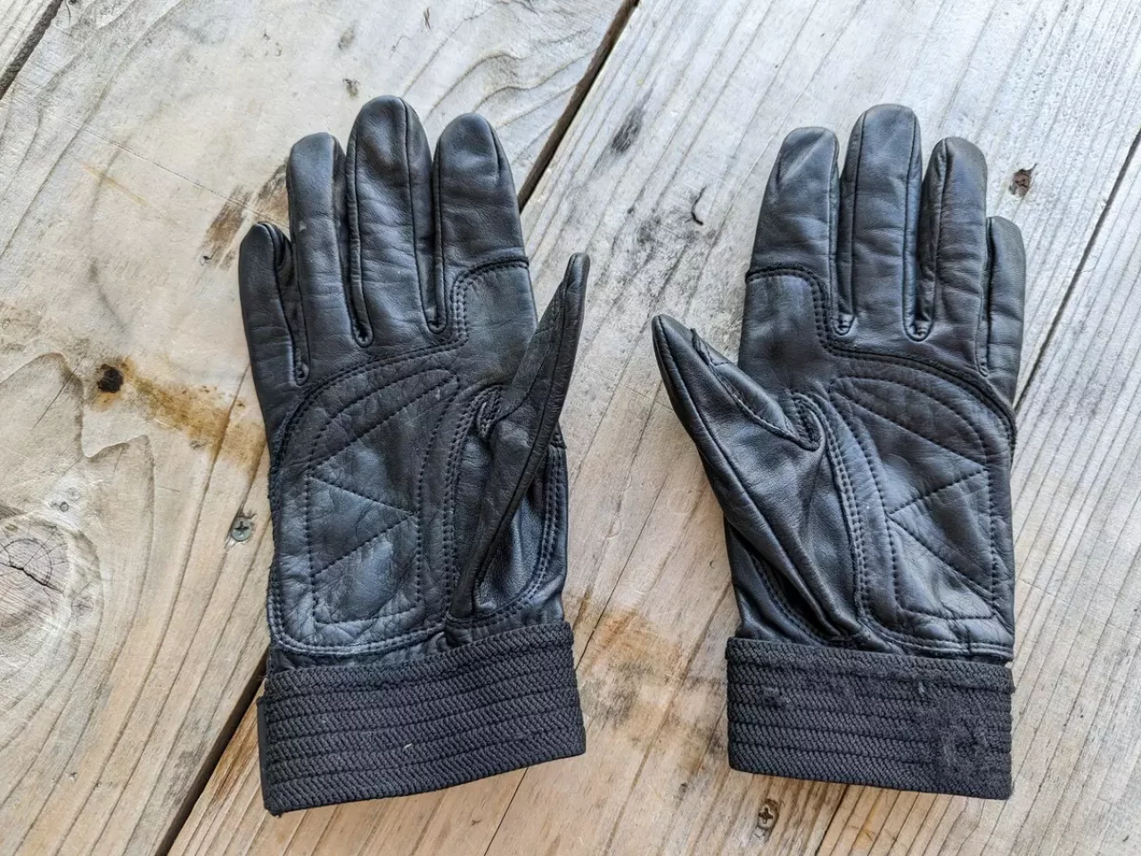 トンボレックスの手袋のサイズ感とカラー