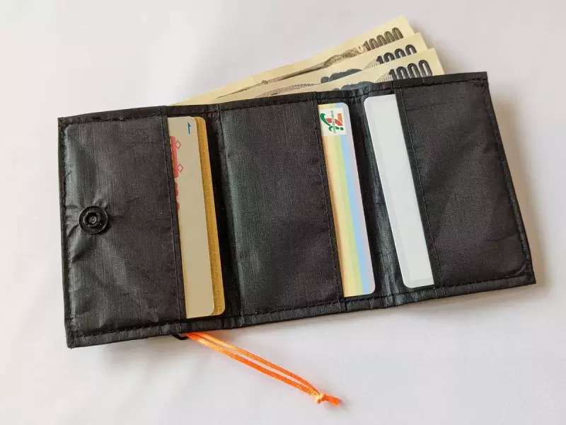 必要最低限のカードが入る財布