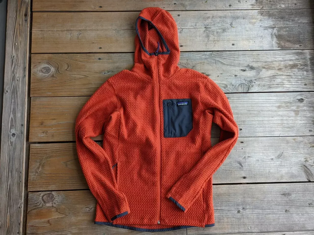 動きやすく通気性に優れたミドルレイヤー『パタゴニア キャプリーンエアー』