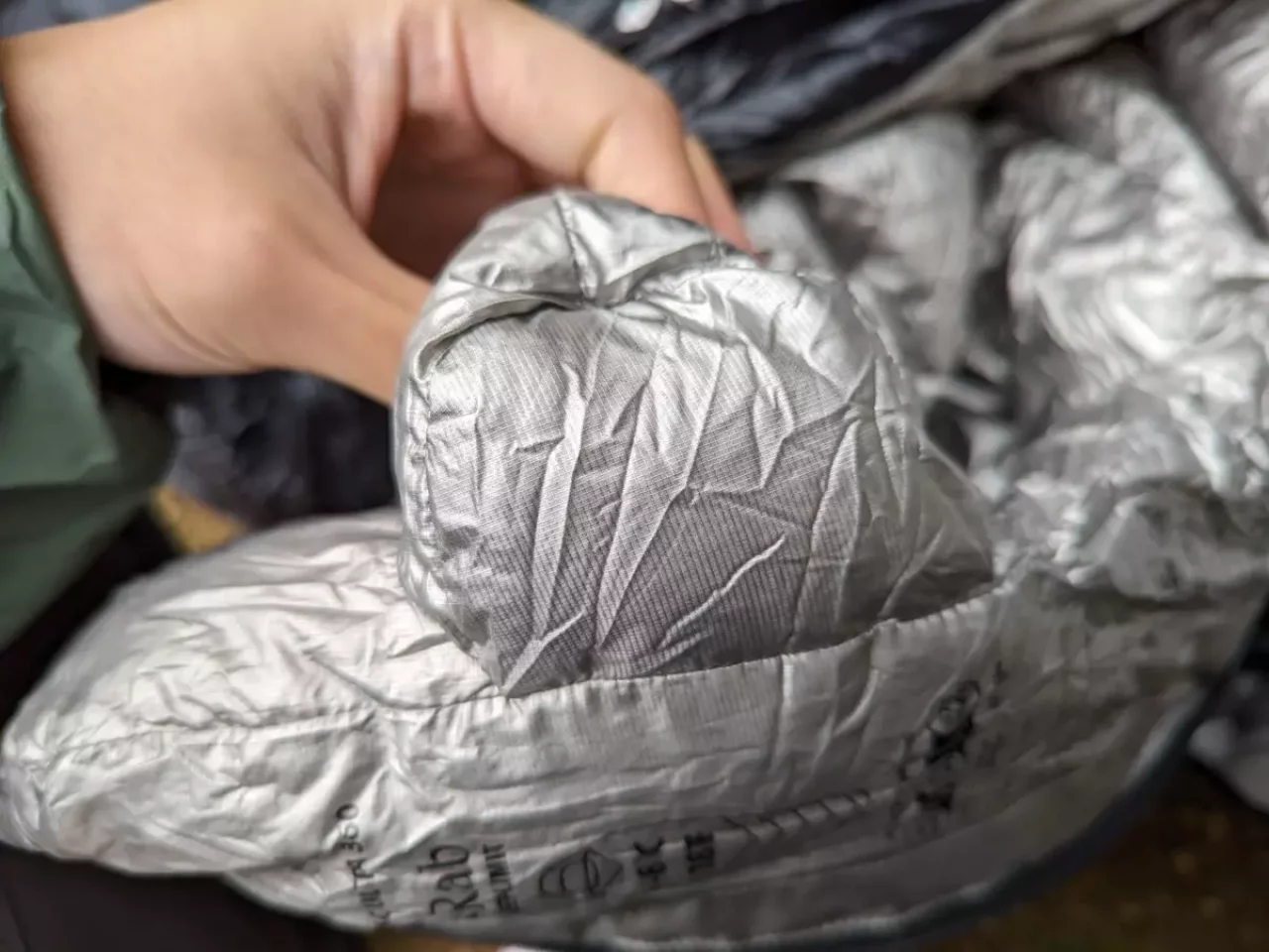 シュラフの構造による軽量化