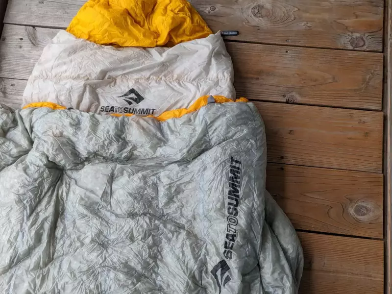 3シーズンをシュラフを重ねて活用−冬用シュラフを使わず暖かく寝る方法を考察|シュラフ|テント泊装備|登山ギア|山のモノ|登山・トレラン・山スキーマガジン「山旅旅」