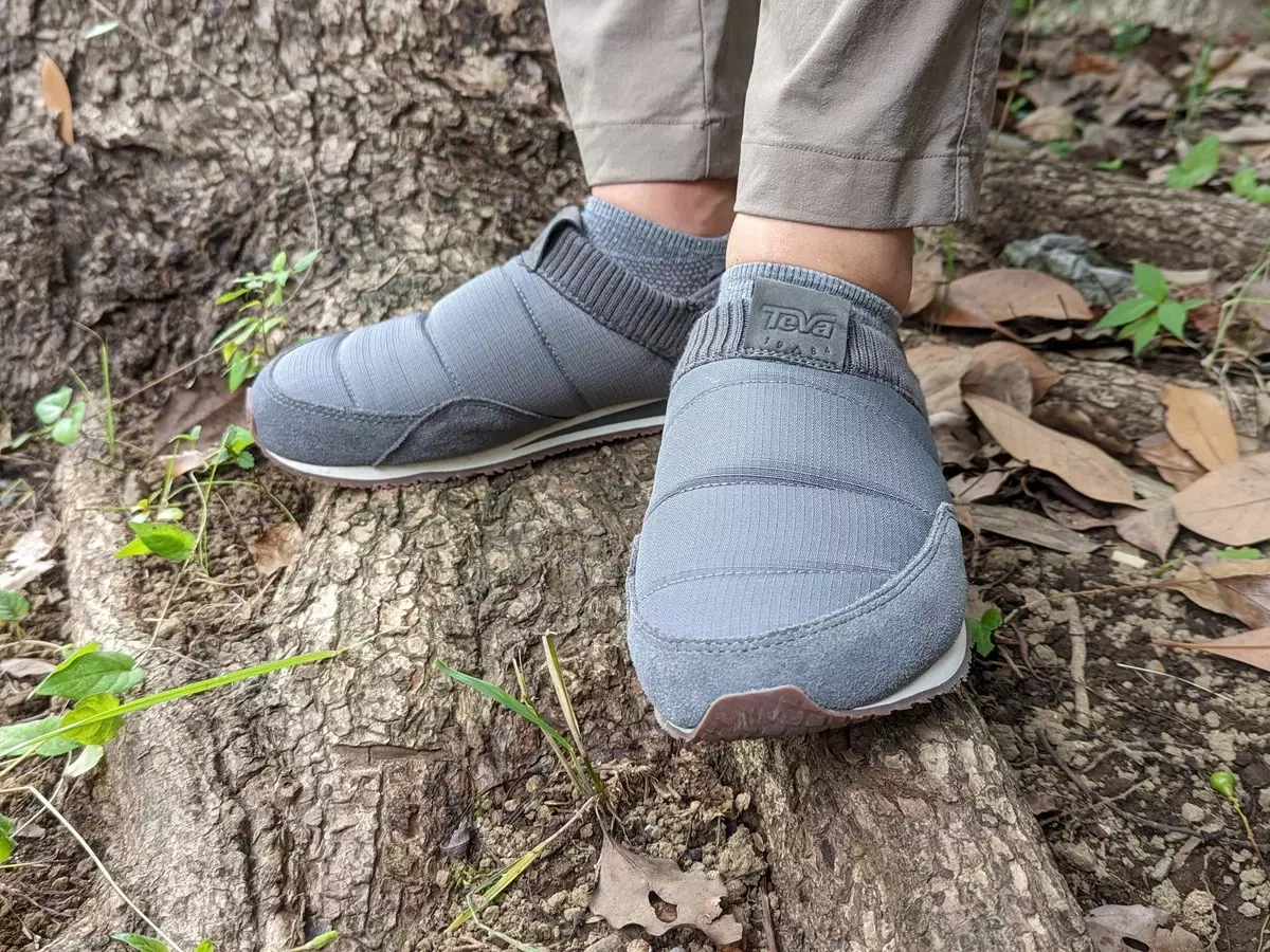 秋冬におすすめのTevaのスリッポン『リエンバー 2』-踵が踏める2WAY仕様