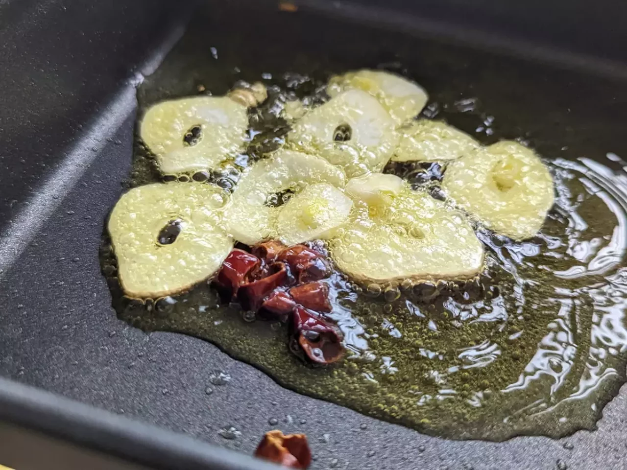 登山で楽しむペペロンチーノの作り方2