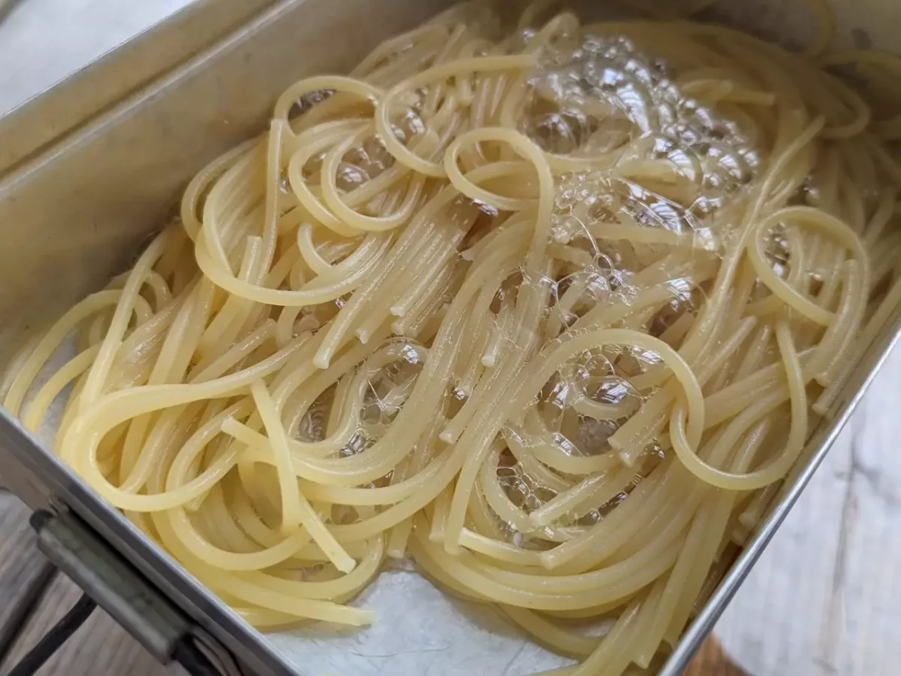 メスティンでパスタを作るときの注意点1-焦げ付きやすい